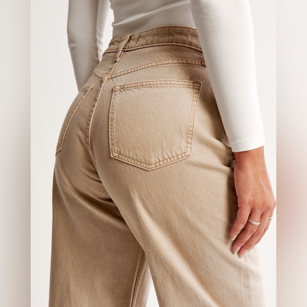 Curve Love High Rise Taper Jean - Picture 5 of 5
